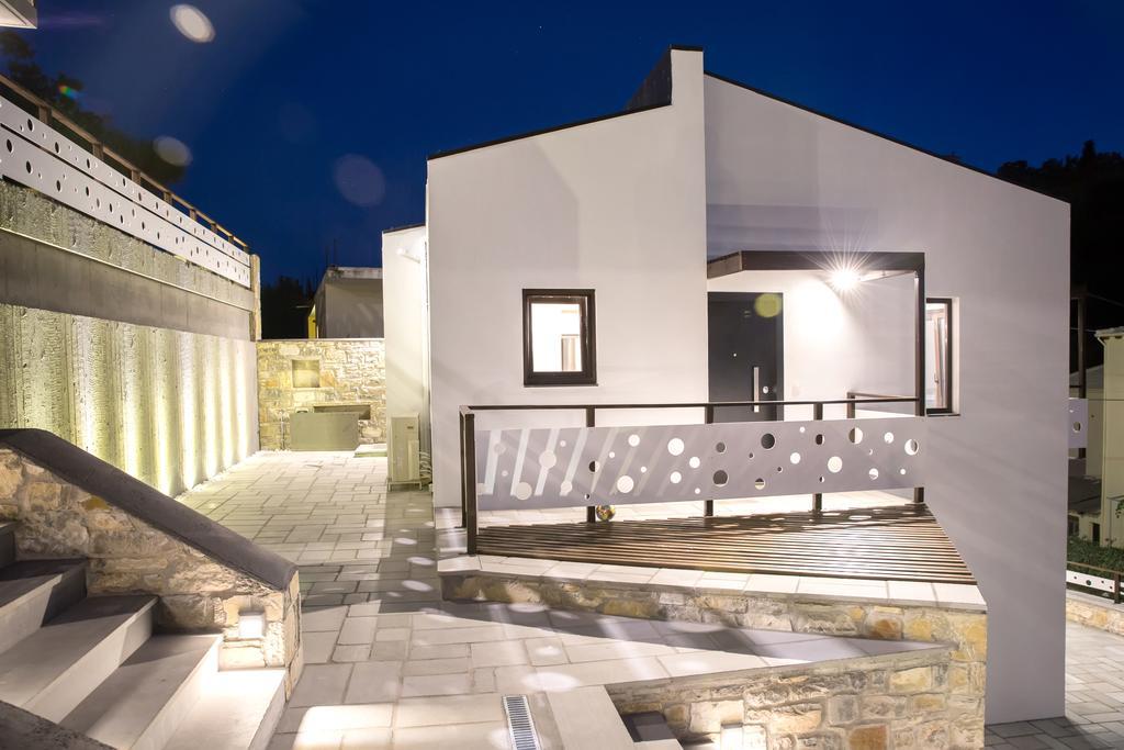 Appartamento Oikies High Living Complex Sívota Esterno foto